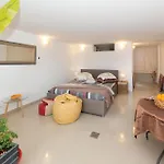 Three-bedroom In Labin *