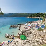 Feriehus Three-bedroom In Labin Trogir