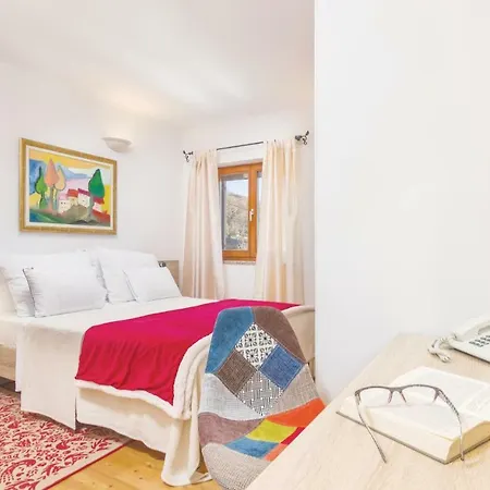 Дом отдыха Three-bedroom In Трогир