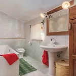 Three-bedroom In Labin *