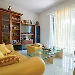 Three-bedroom In Labin Сasa de vacaciones Trogir