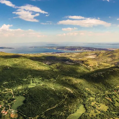 Dom wakacyjny Three-bedroom In Trogir