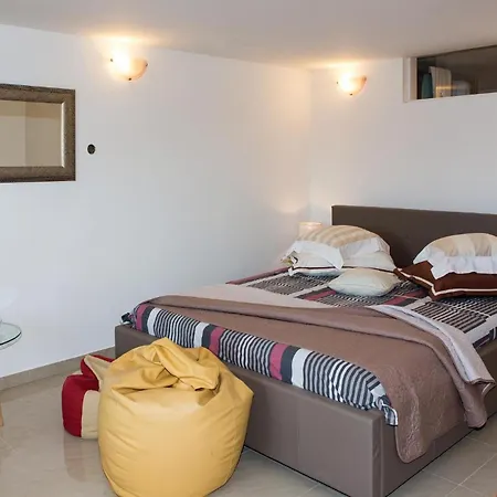 Dom wakacyjny Three-bedroom In