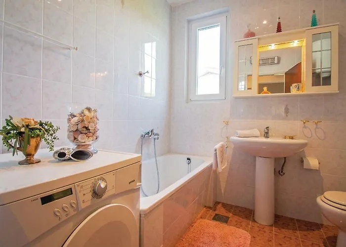 Hébergement de vacances Three-bedroom In Labin Trogir