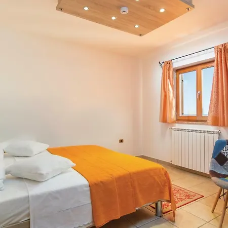 Three-bedroom In Labin Ferienhaus *