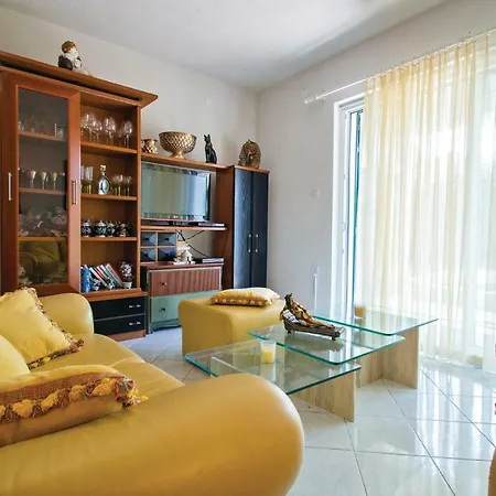 Three-bedroom In Labin Ferienhaus Trogir