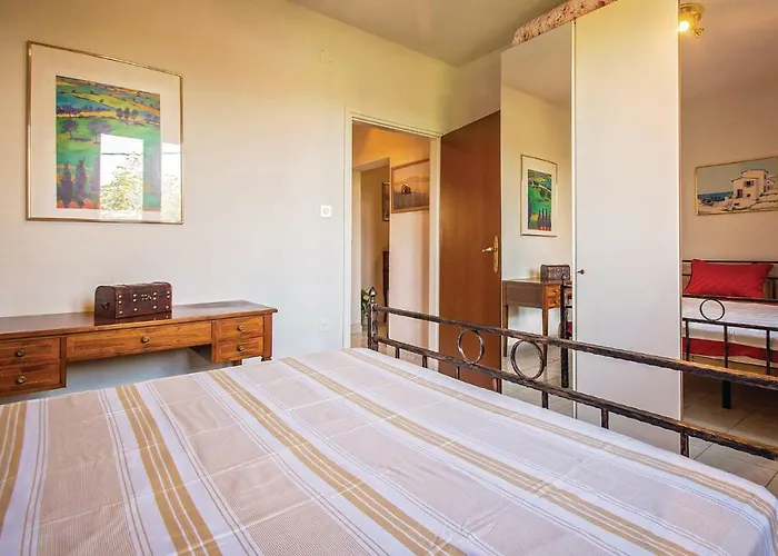 Three-bedroom In Labin * Trogir